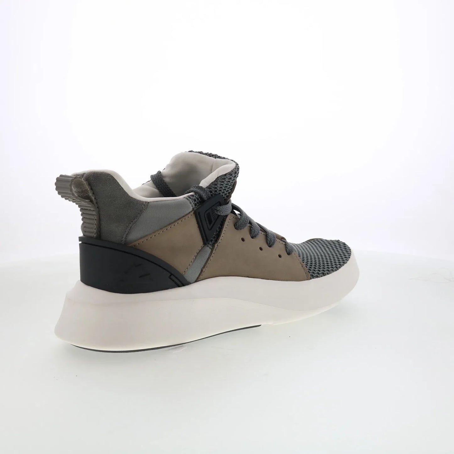 Pajar Exo Light Low 55554 Mens Gray Nubuck Lace Up Lifestyle Sneakers Shoes