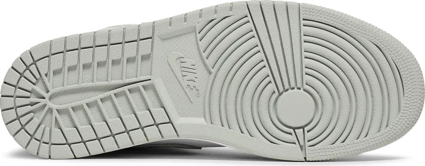 Nike Womens Air Jordan 1 Retro High OG Sneakers - 'Seafoam'