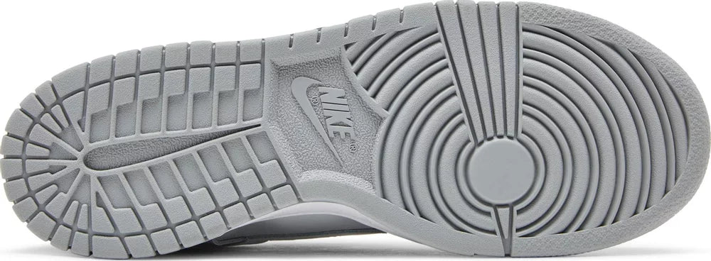 Nike Grade School Womens Dunk Low Sneakers - 'Pure Platinum Wolf Grey'