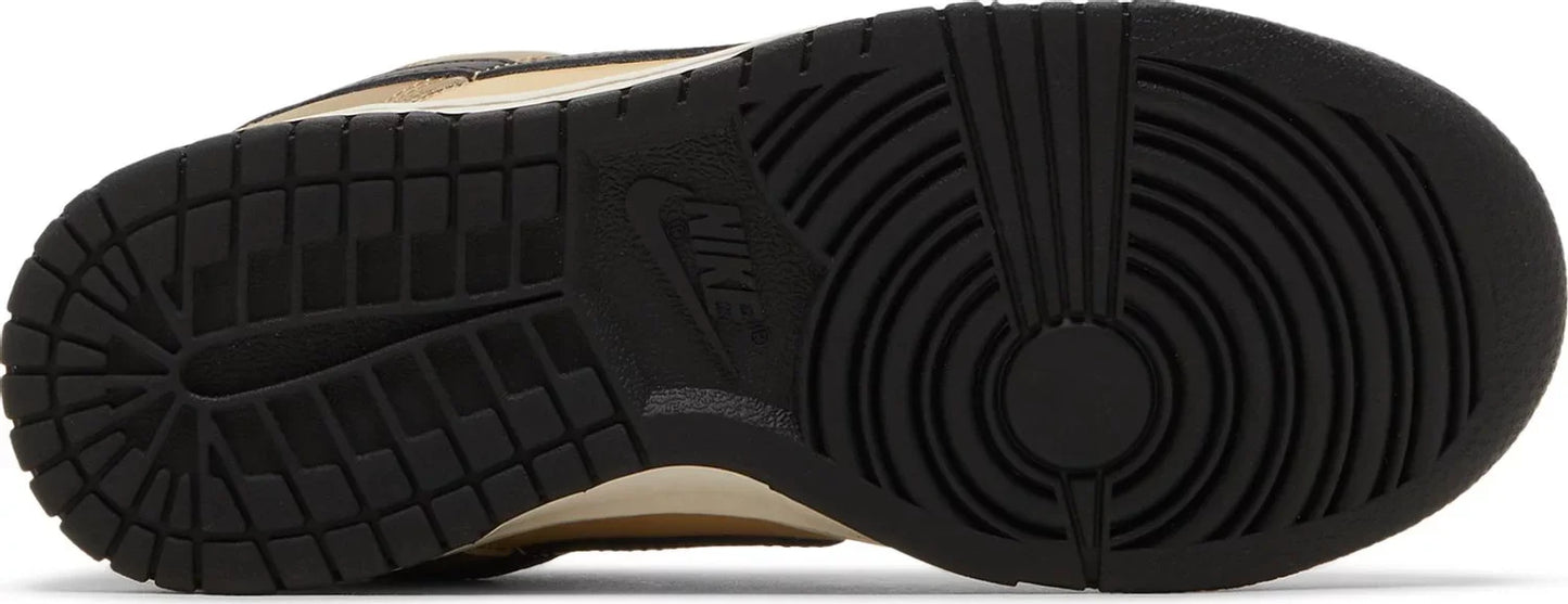 Nike Womens Dunk Low Sneakers - 'Dark Driftwood'