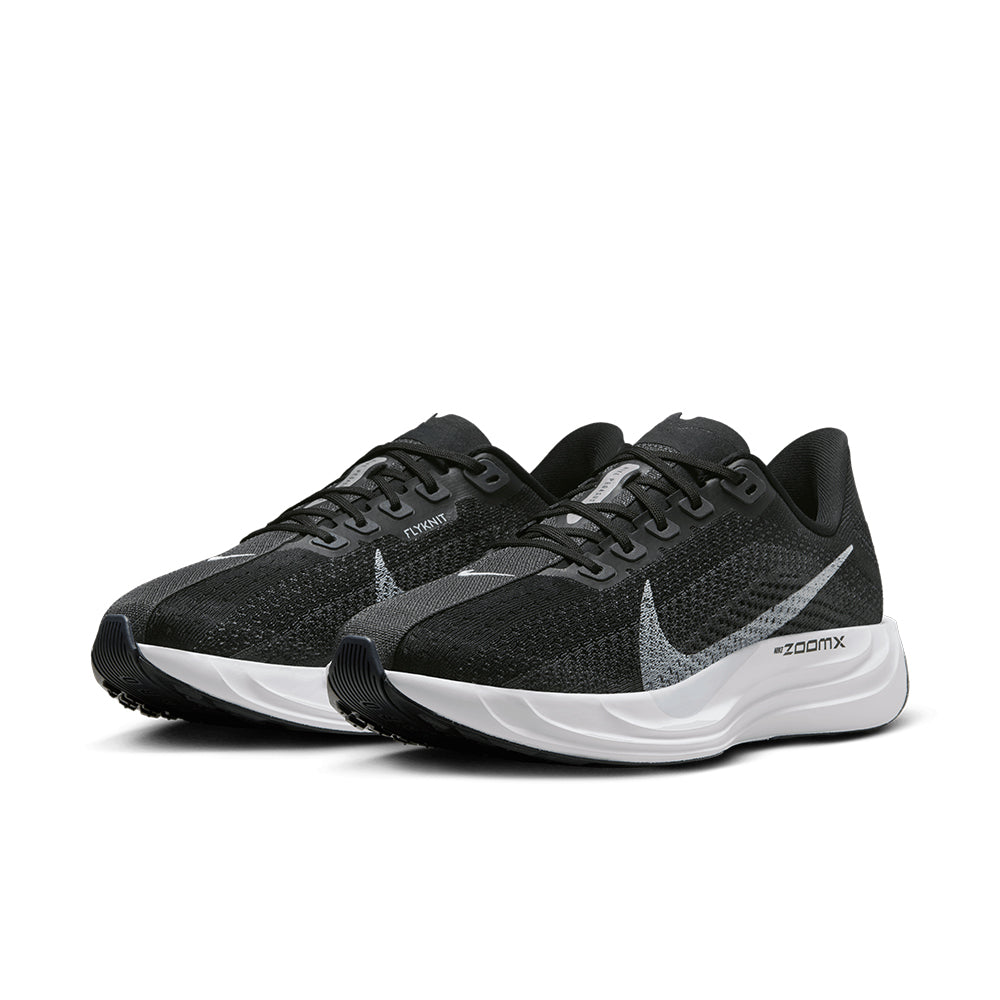Pegasus Plus Women's: Black I Pure Platinum