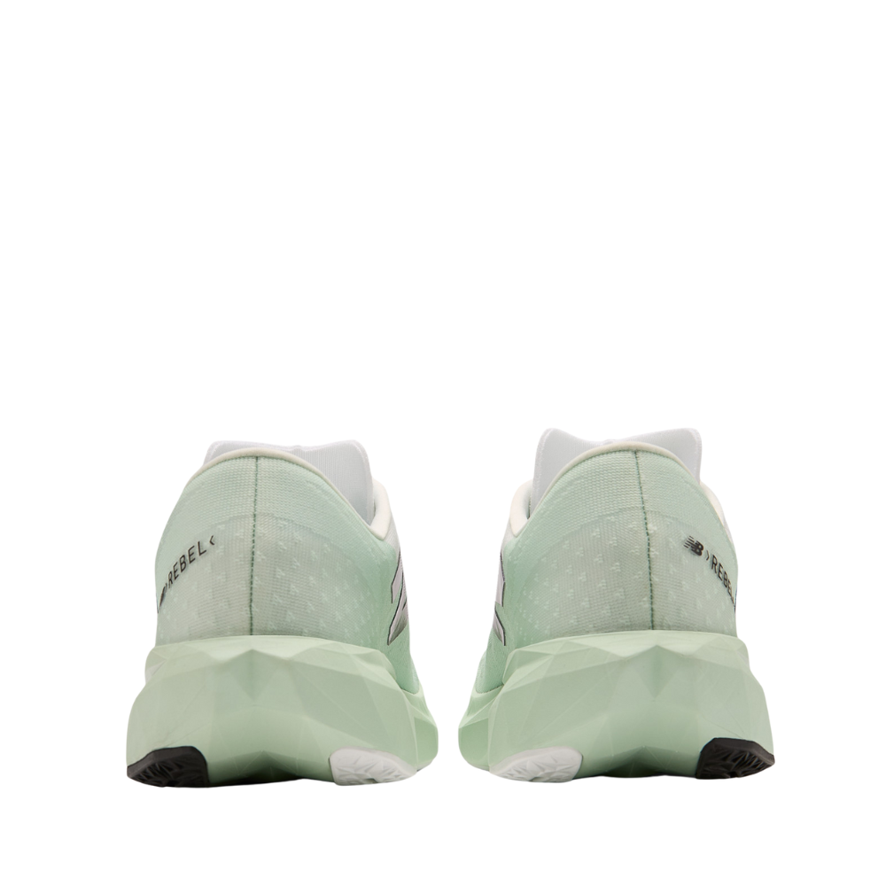 FuelCell Rebel v4 (B) Men's :Clay Ash | White