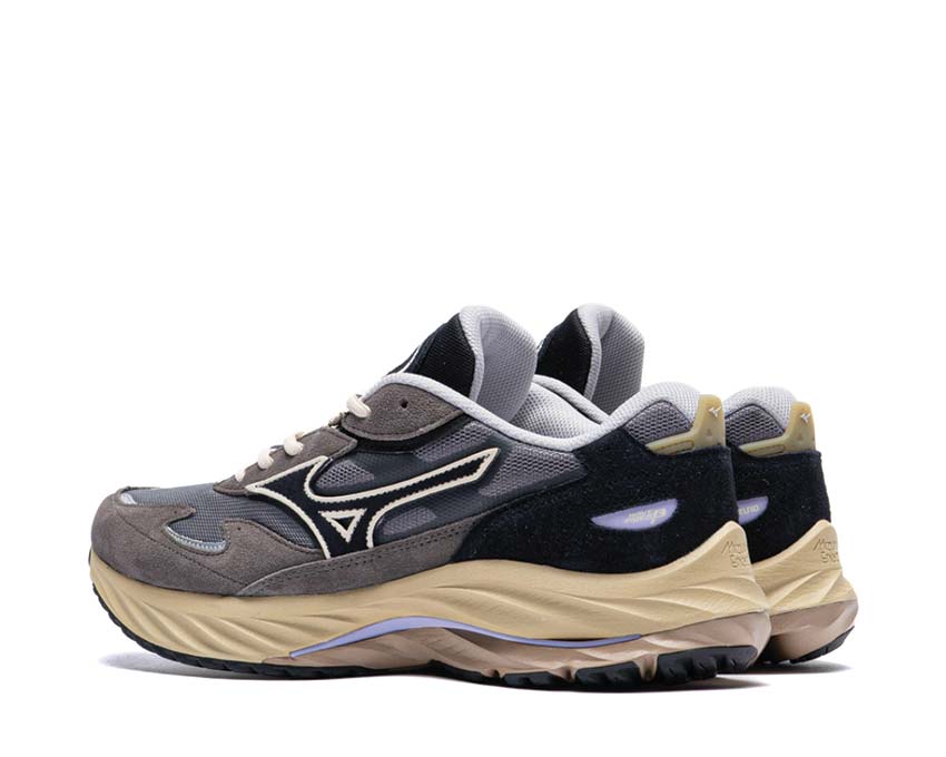 Mizuno Wave Rider Beta