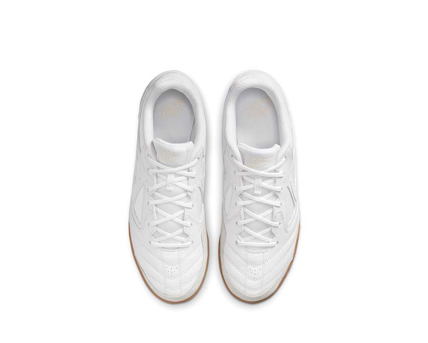 Nike Gato