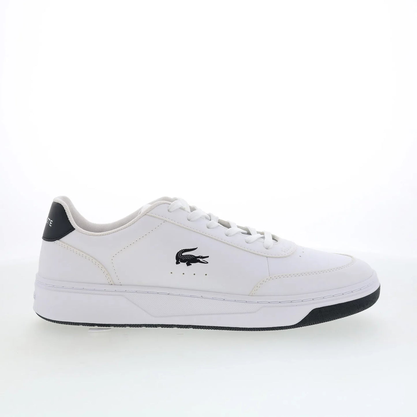 Lacoste Court Pro 225 1 SMA Mens White Leather Lifestyle Sneakers Shoes