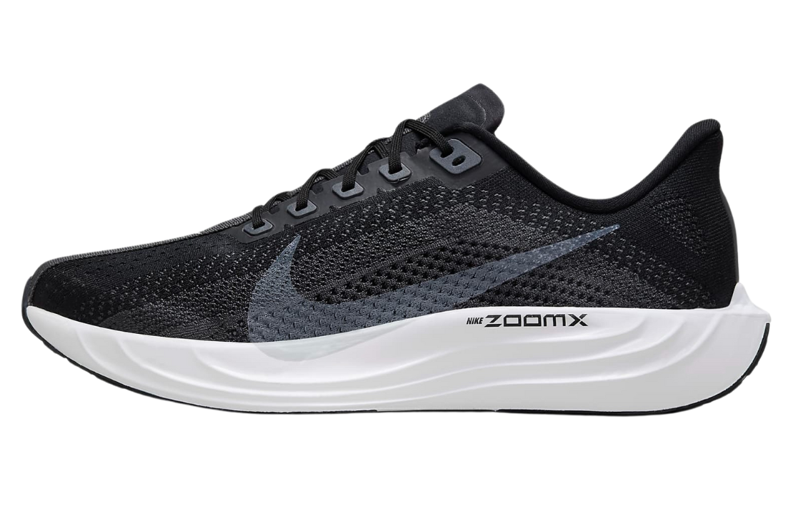Pegasus Plus Men's :Black | White