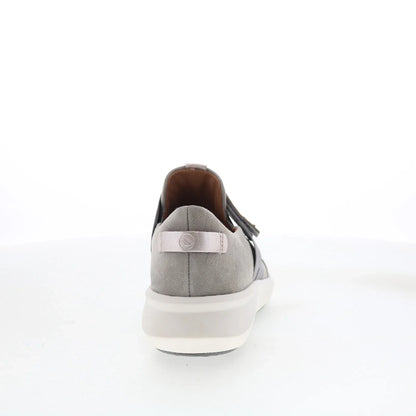 Clarks Un Rio Strap 26162414 Womens Gray Leather Lifestyle Sneakers Shoes